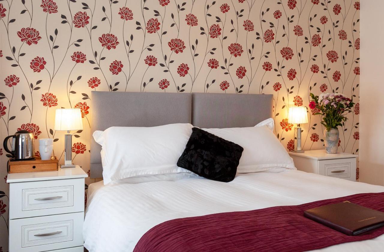 Deluxe Double Room with Shower